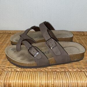 Woman’s Brown Leather Mayari Toe Loop Sandals womens sz 40/9 EUC